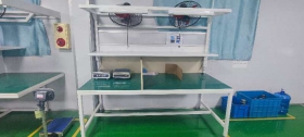 Bàn Thao Tác Có Quạt 